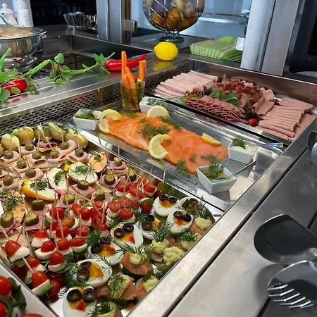 Отель Wiesental Naehe Friedrichshafen *
